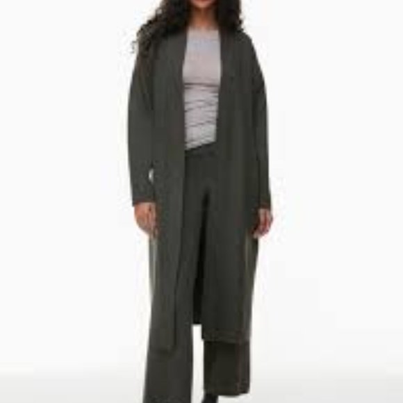 Wilfred Free Daylily Robe - Picture 4 of 5